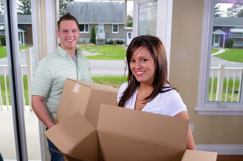 Local moving truck handling flats and homes in Ealing