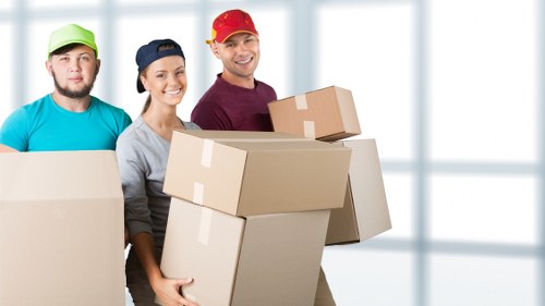 Pricing and quotation request for a moving service