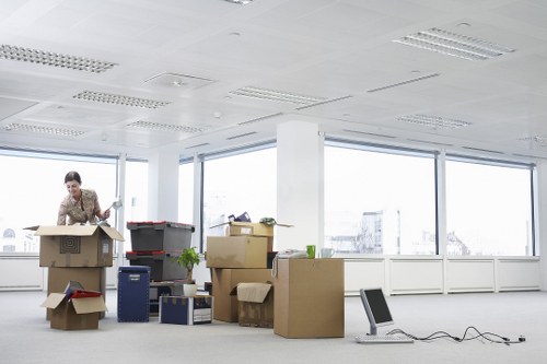 Removal truck hire for household and business moves in Ealing